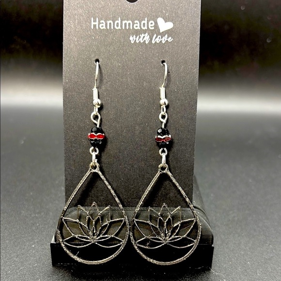 Handmade Silver and Black Lotus Earrings - Picture 1 of 6